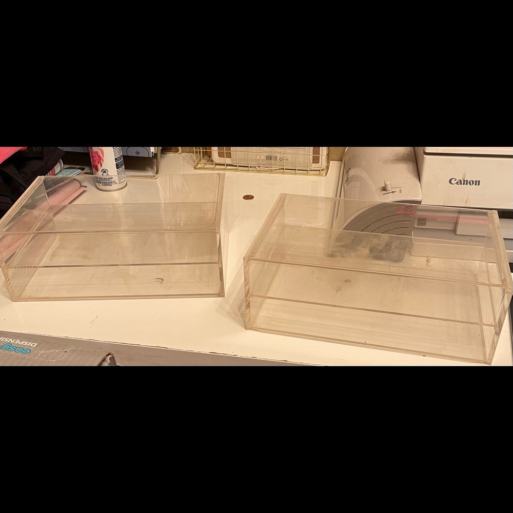 Acrylic drawer makeup organizer